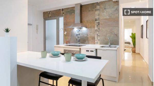 Chambre à louer dans une colocation de 5 chambres à Alicante