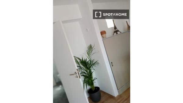 Piso completo de 2 habitaciones en Palma