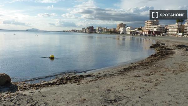 Studio à louer à Santa Pola, Alicante
