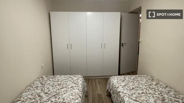 Habitación en piso compartido de 3 habitaciones en Cabanyal-Canyamelar