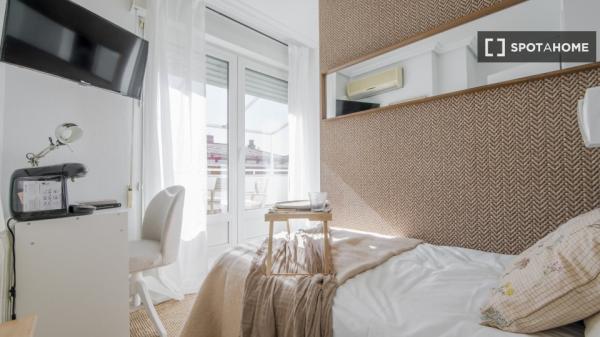 Chambre en colocation à louer, San Isidro, Madrid