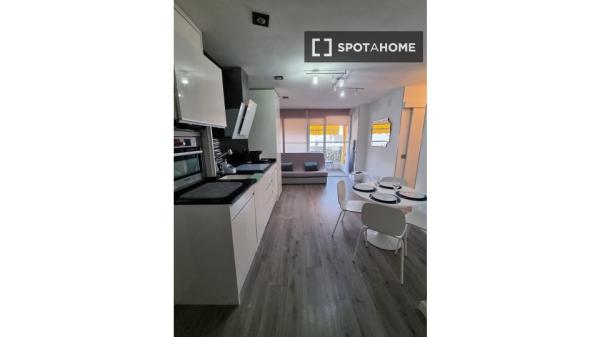 Piso de 2 habitaciones en alquiler en Sitges, Barcelona